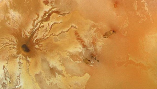 Астрономы сфотографировали озеро из лавы на Ио, спутнике Юпитера