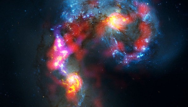 Телескоп ALMA нашел космическое «яйцо динозавра» в созвездии Ворона