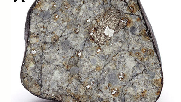 Ученые не знают, почему фрагменты метеорита «Челябинск» разного цвета