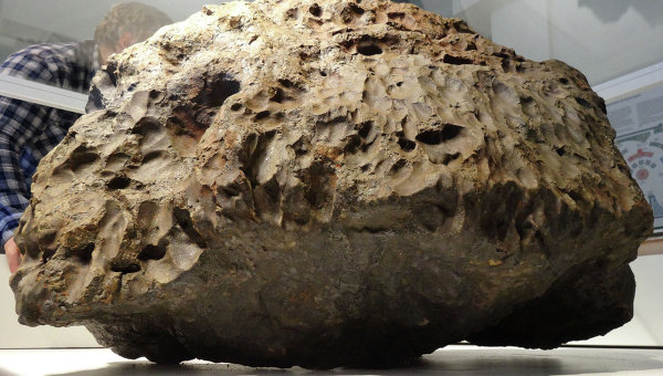Около 20 л воды испарилось из метеорита «Челябинск», рассказал эксперт